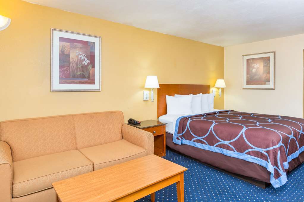 Super 8 By Wyndham El Cajon San Diego Room photo